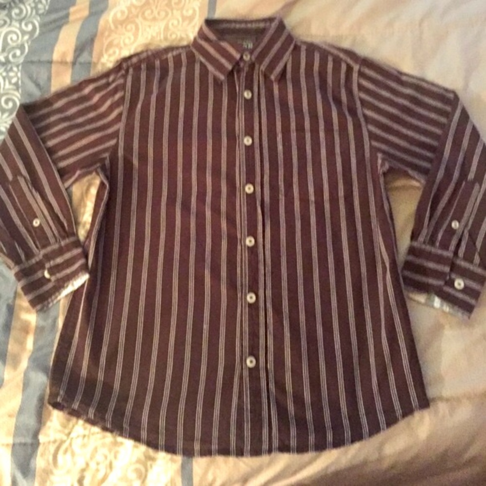 Boys long sleeve button down shirt. Size  medium.